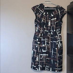 Patterned sheath dress